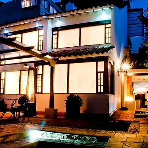 3* Hotel Casona Usaquen
